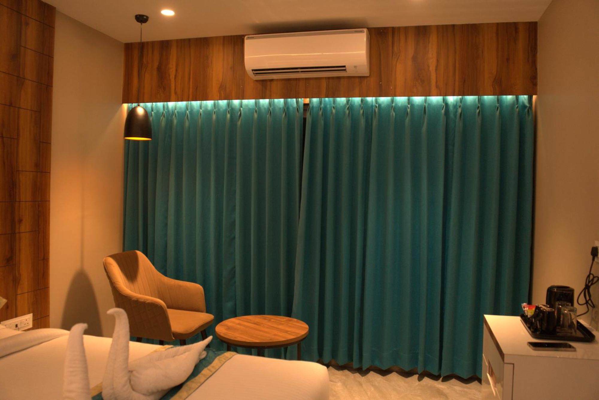 Hotel Tanisha Kishanganj Exterior foto